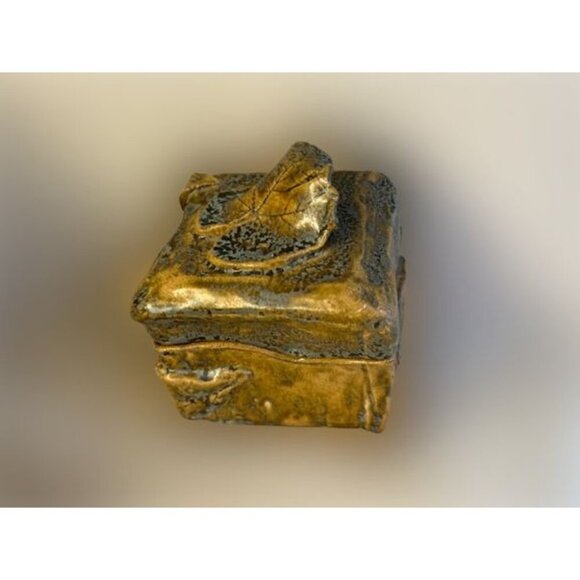 Handcrafted Ceramic Trinket Box With Leaf Detail In Golden Bronze Finish 6" x 5" - Picture 3 of 13